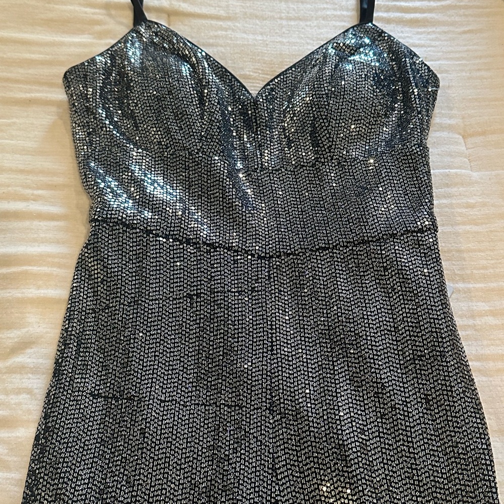 Eliza J sequin jumpsuit. Size 6 NWT